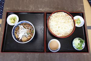 けんちん蕎麦と冷汁の画像