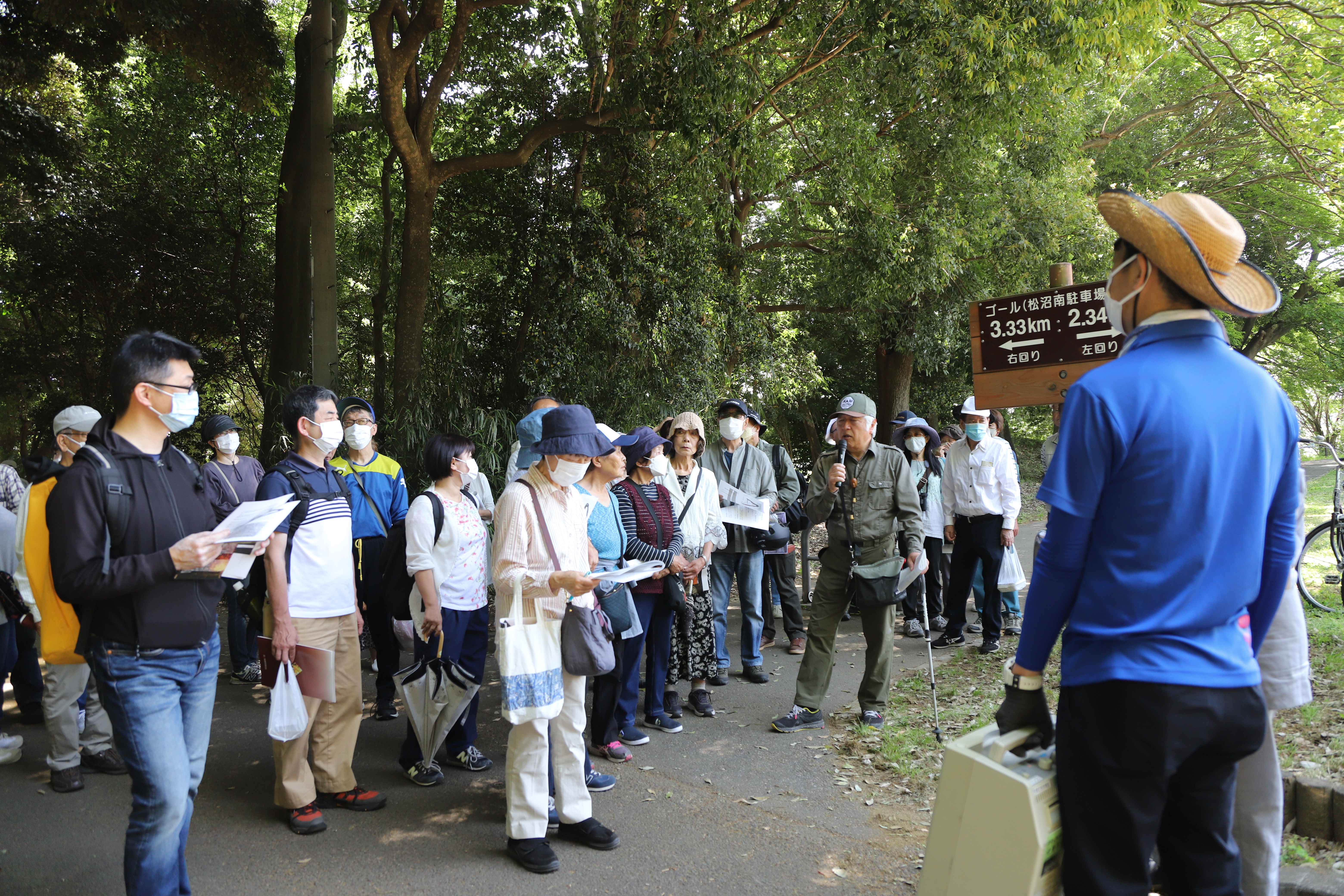 現地説明会の様子