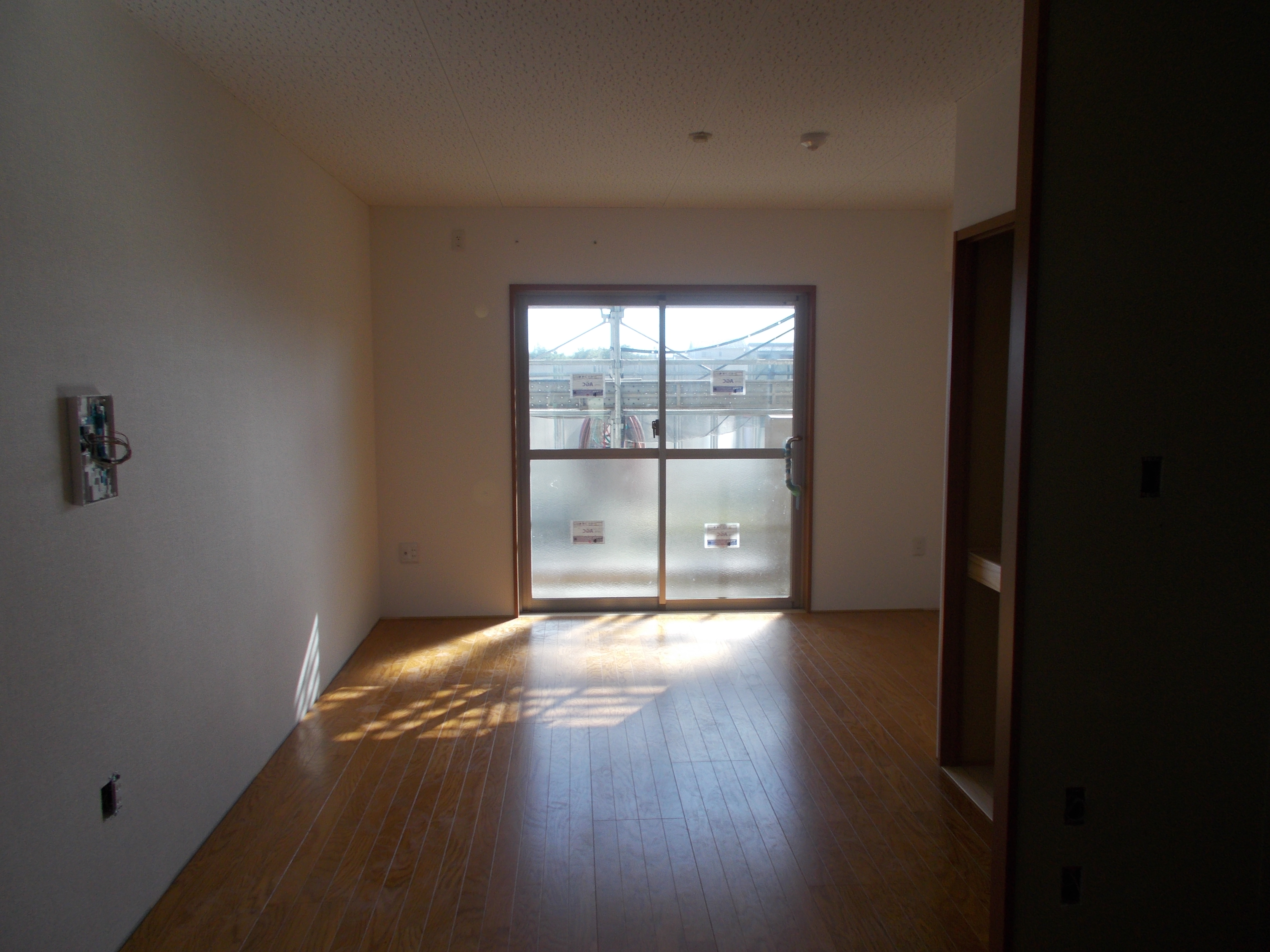 部屋の施工状況1K(10月時点)2